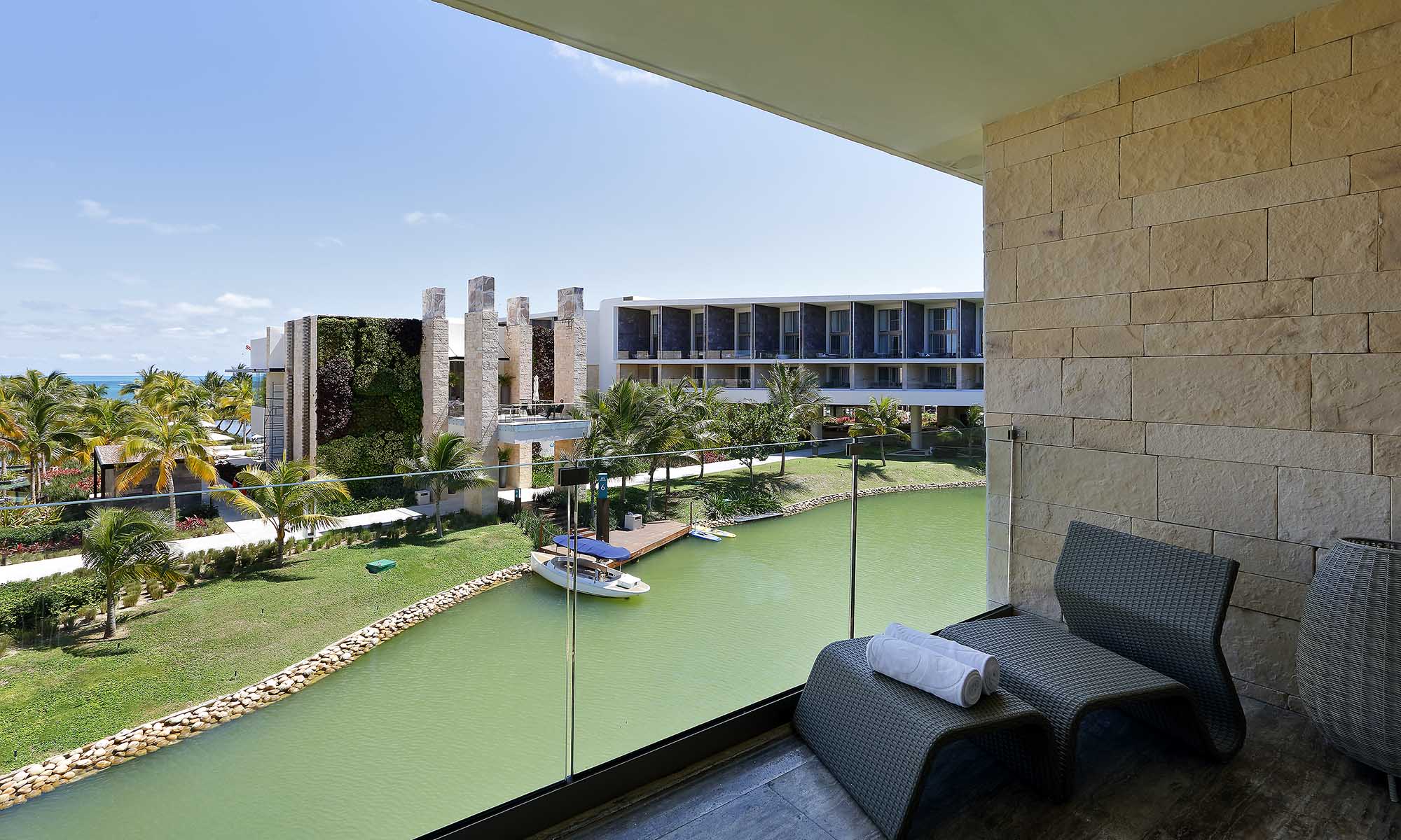 Grand Palladium Select Costa Mujeres Junior Suite Garden Lagoon Suite