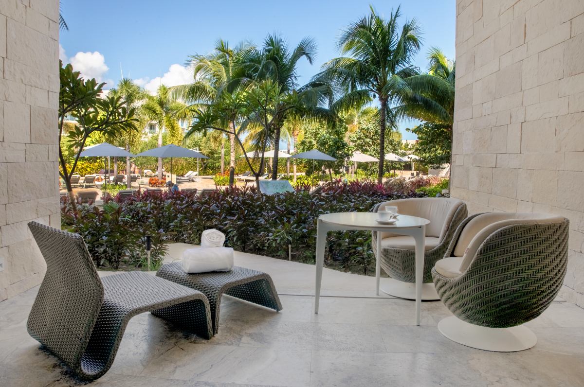 Grand Palladium Select Costa Mujeres Junior Suite Pool Access