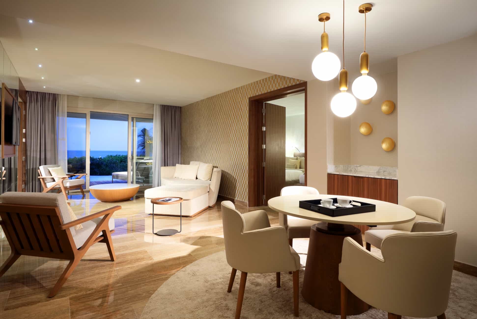 Grand Palladium Costa Mujeres Resort & Spa_Signature Swim Up Beachfront Ocean View6