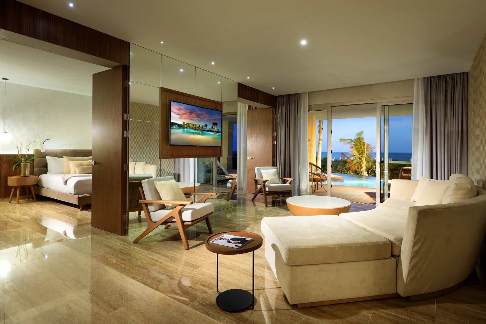 Grand Palladium Costa Mujeres Resort & Spa_Signature Swim Up Beachfront Ocean View7