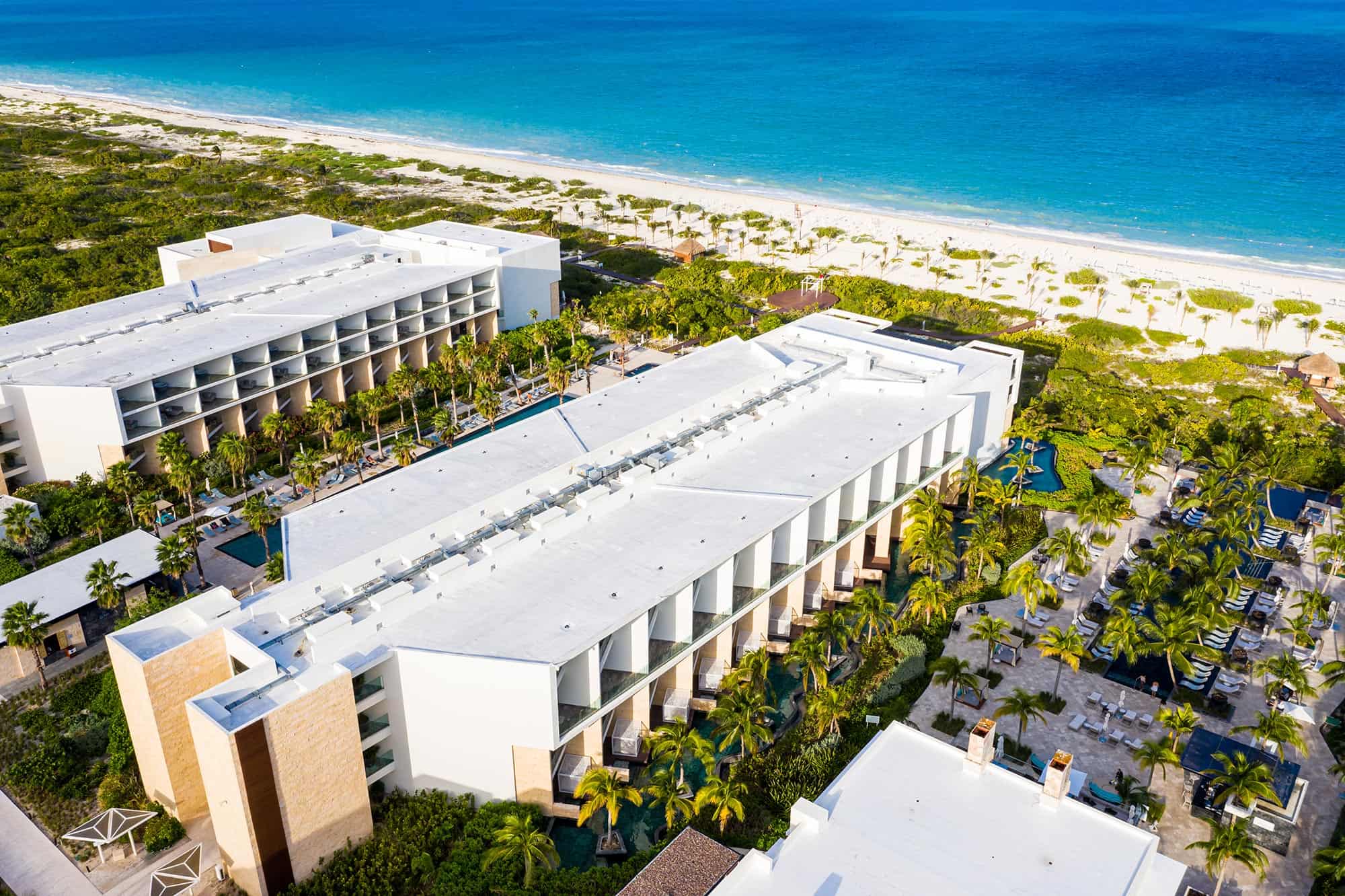 Grand Palladium Select Costa Mujeres Fachada Junior Suite swim up