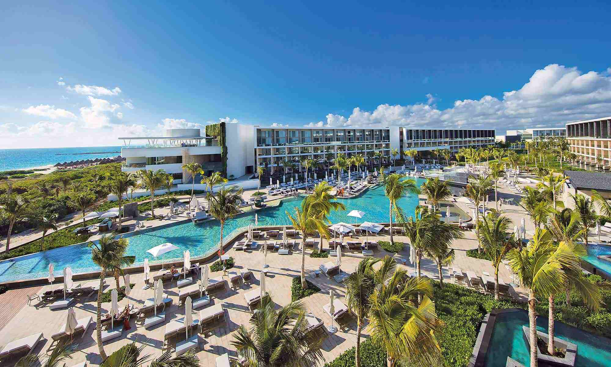 TRS Coral Hotel Piscina