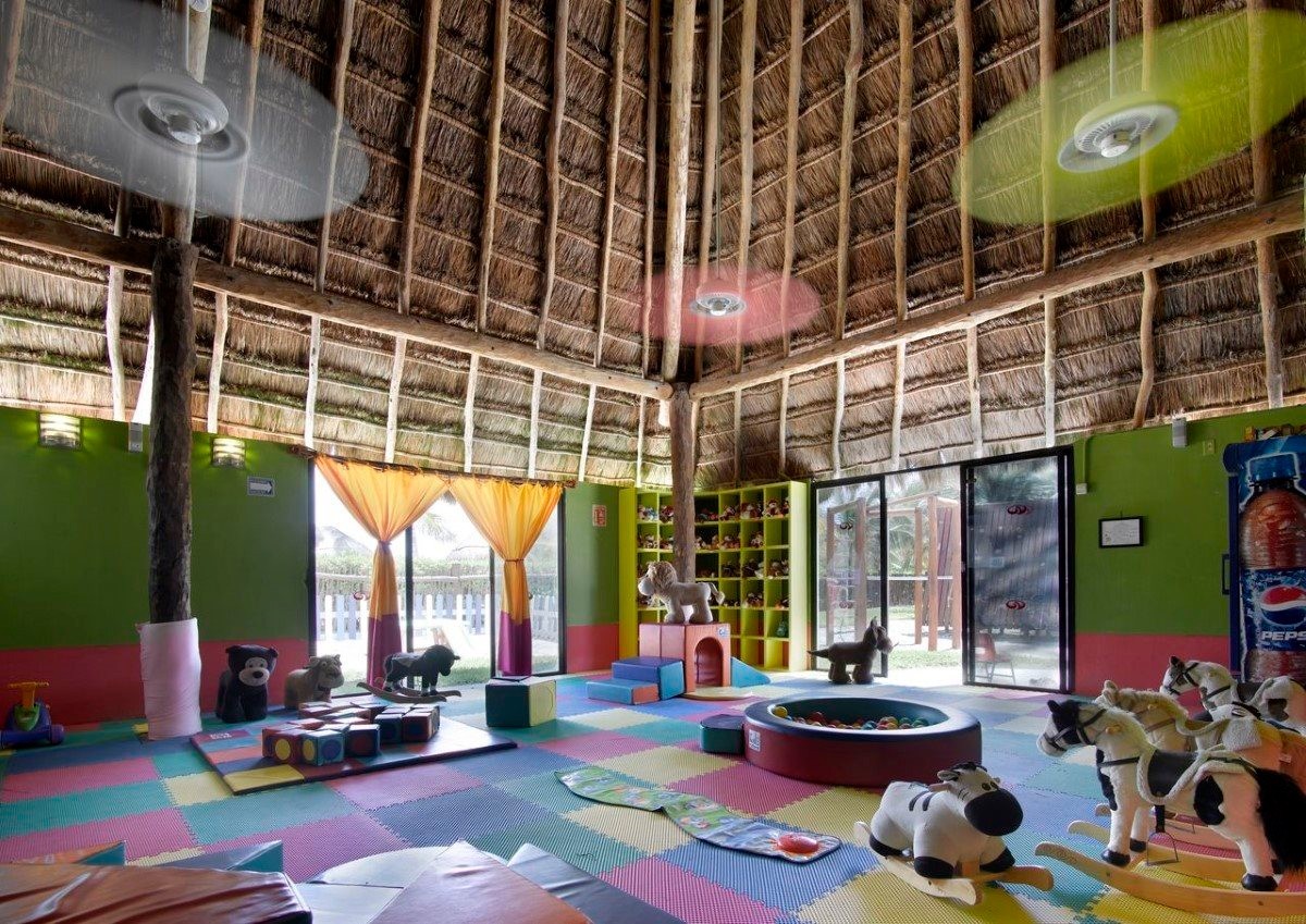 Grand Palladium Colonial Resort &amp; Spa | Just for Kids