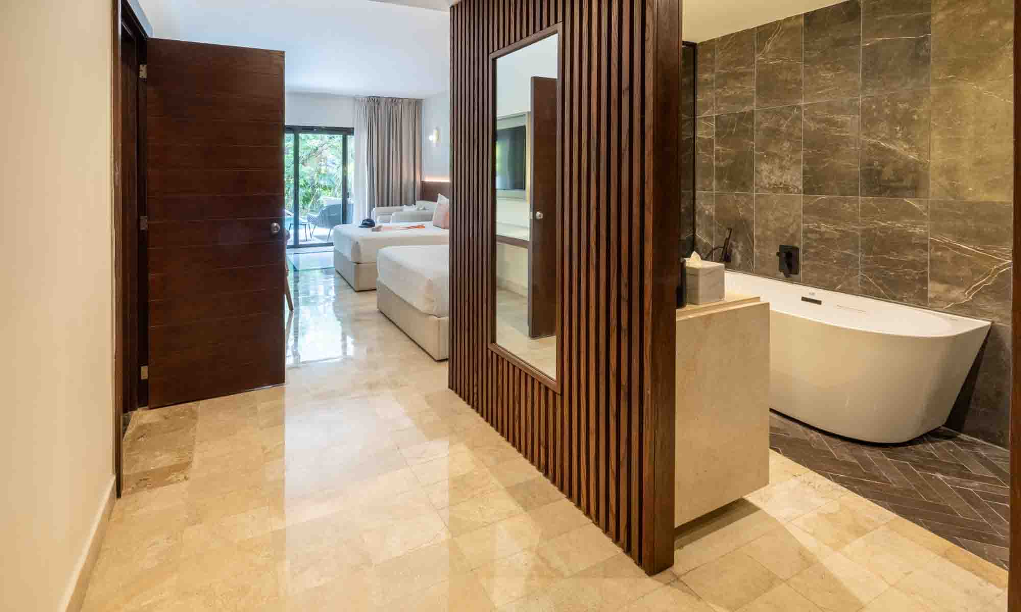 Family Selection Kantenah Connecting Suite