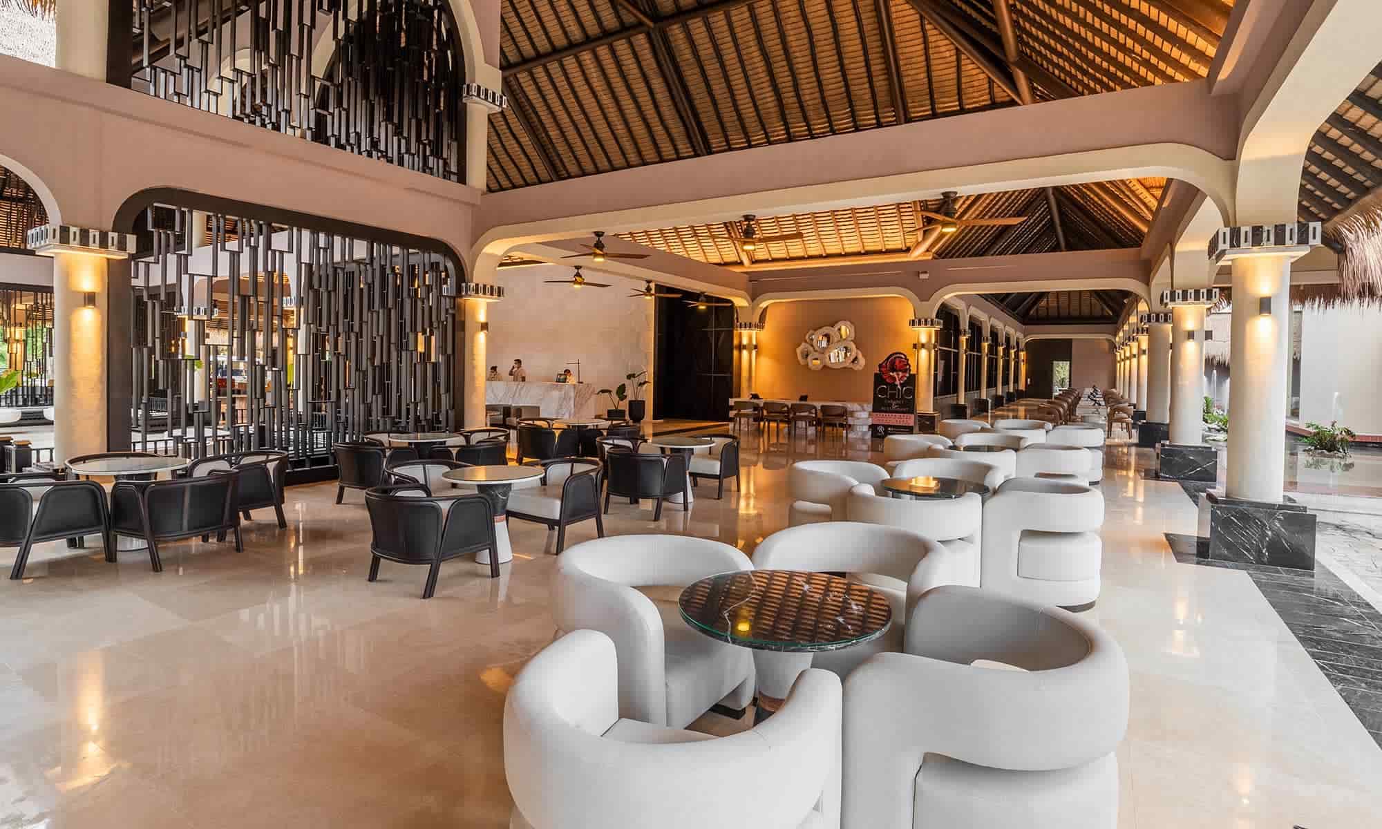 grand-palladium-riviera-maya-colonial-lobby-4.jpg