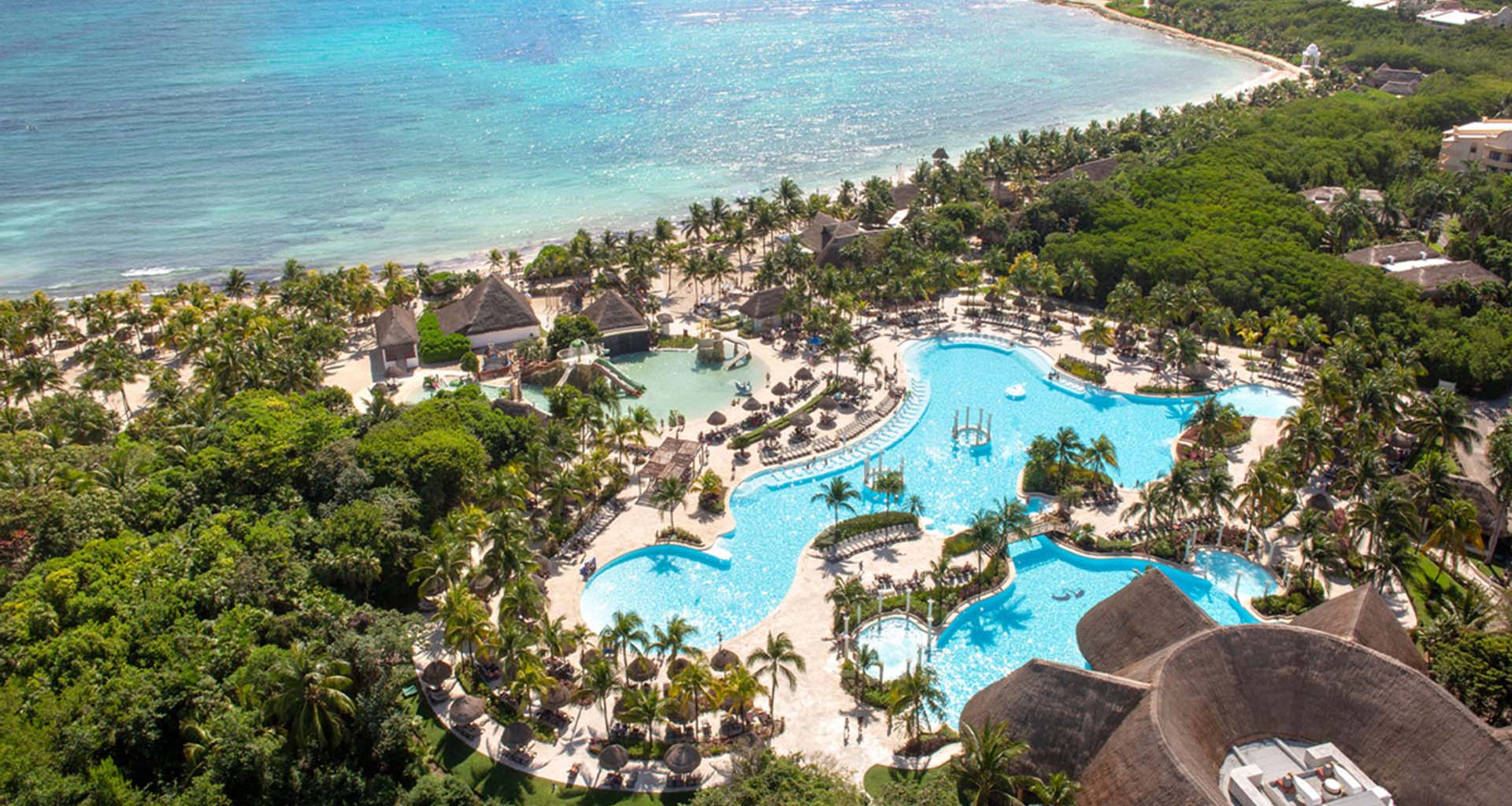 Grand Palladium Colonial