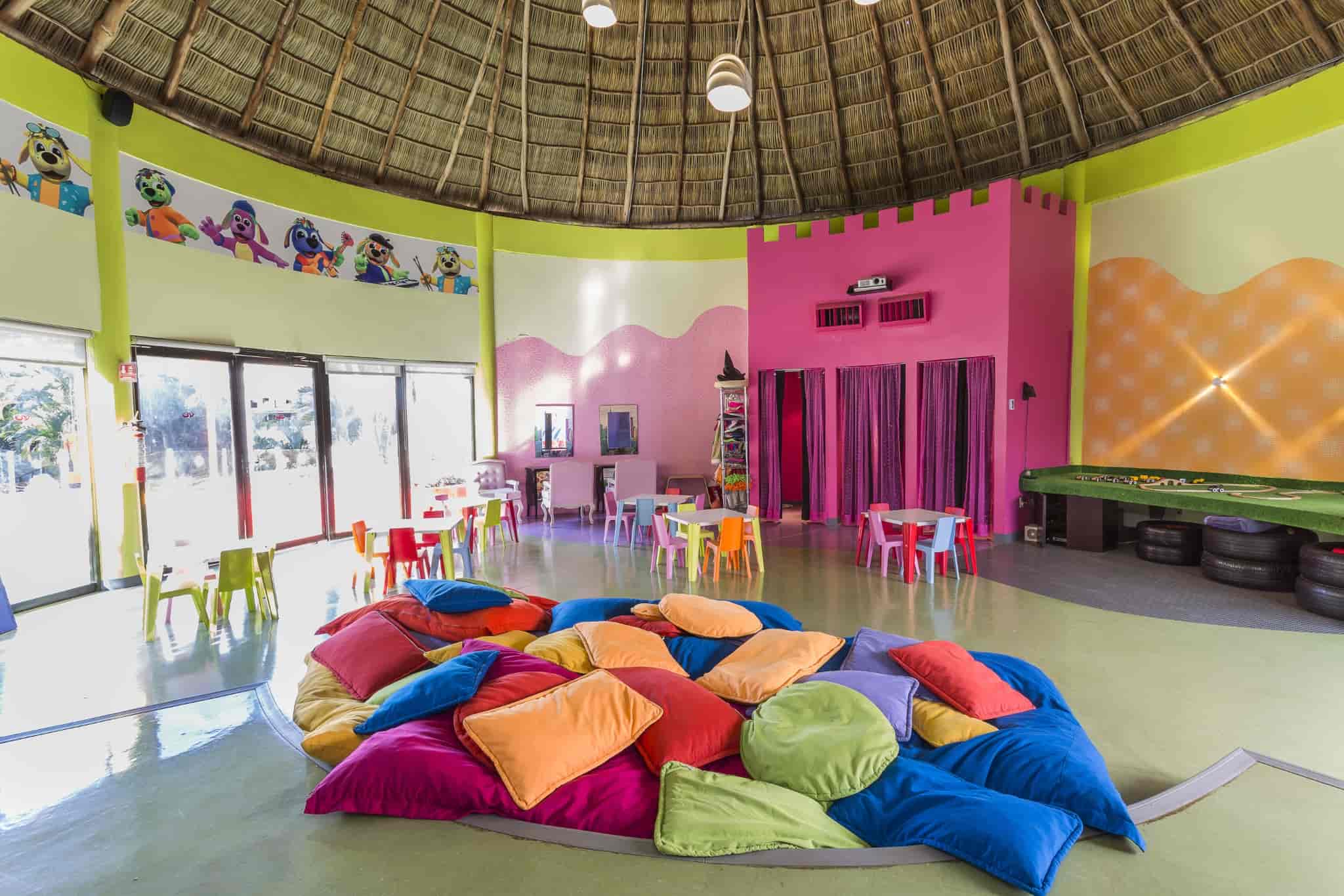 grand-palladium-vallarta-resort-spa-mini-club-3