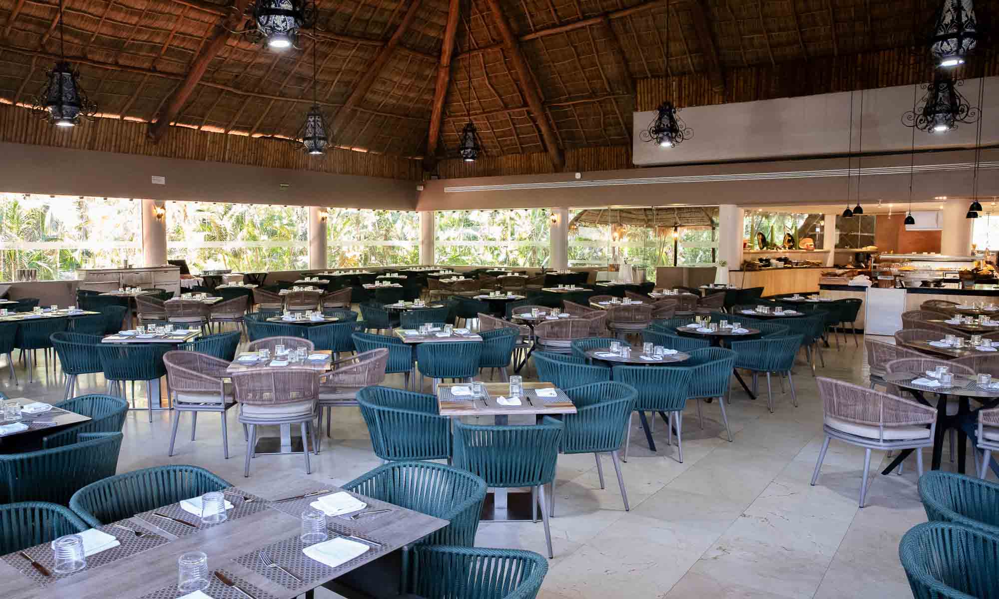 grand-palladium-vallarta-resort-spa-restaurante-el-bosque.jpg