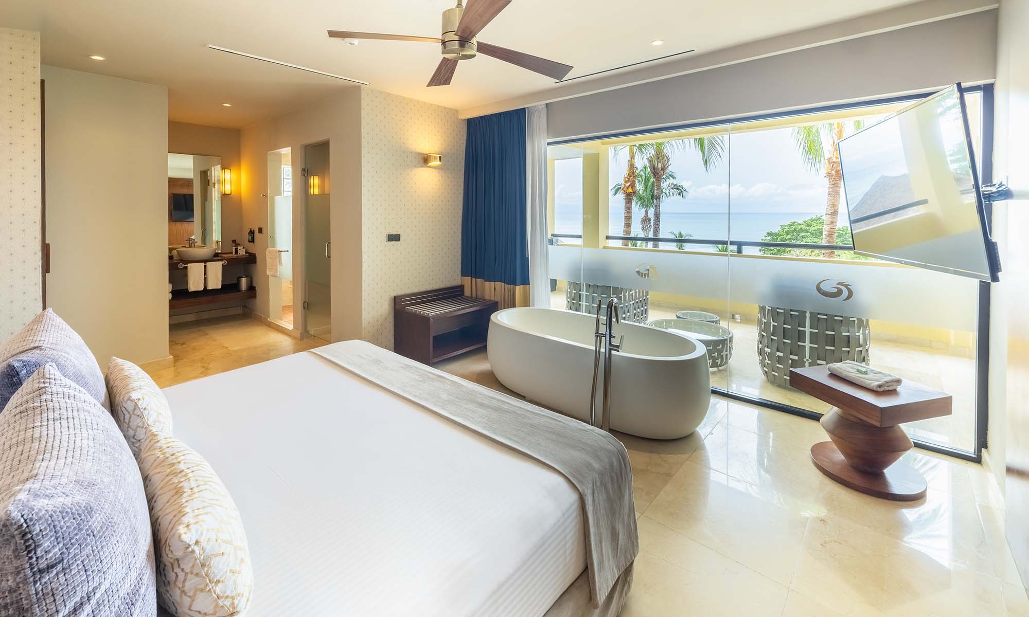 grand palladium vallarta spa ambassador suite panoramic ocean view