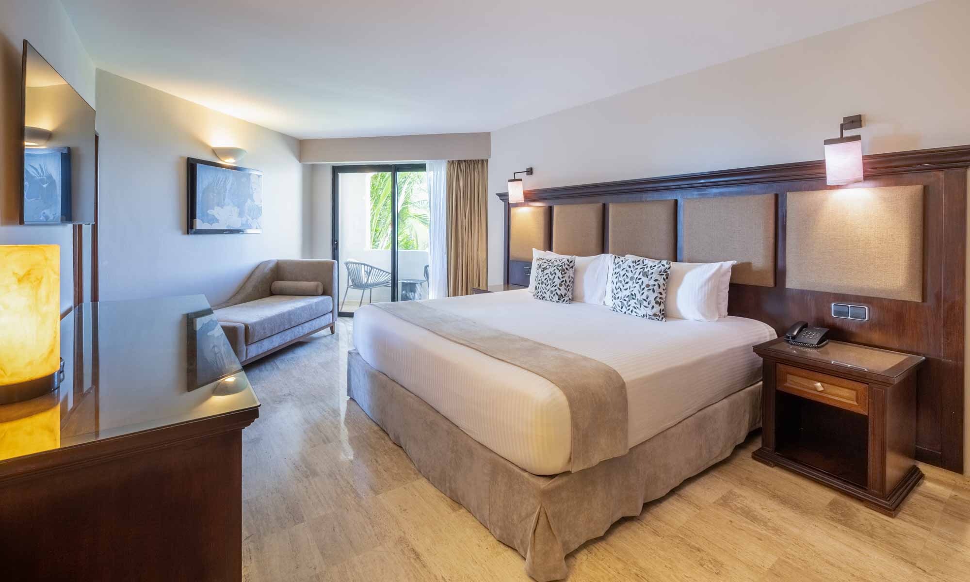 grand palladium vallarta resort spa deluxe room