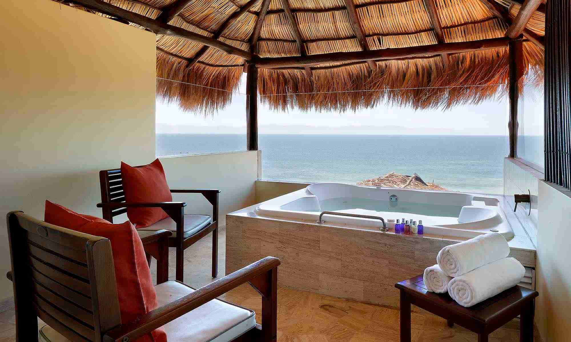 grand-palladium-vallarta-resort-spa-suite-panoramic-ocean-view-6