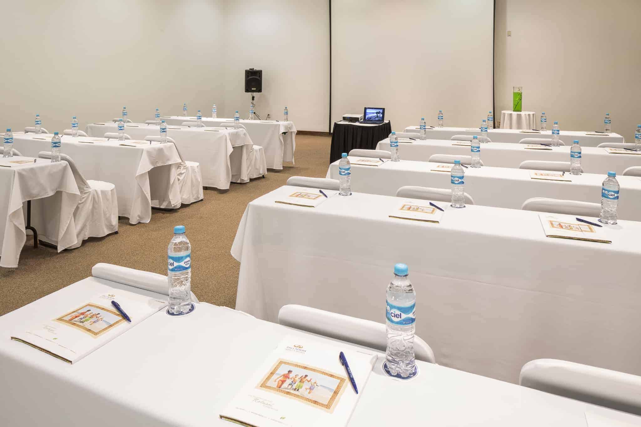 grand-palladium-vallarta-resort-spa-sala-de-reuniones-6