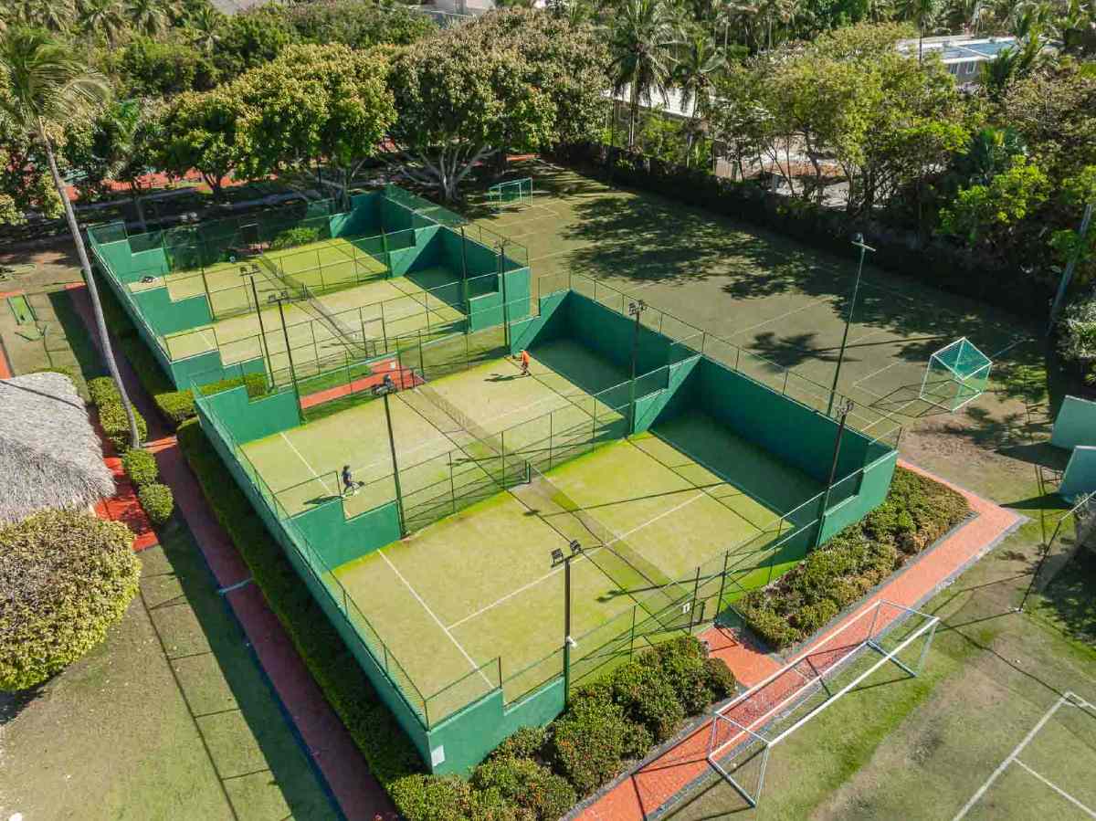 grand-palladium-punta-cana-resort-spa-pista-tenis_01.jpg