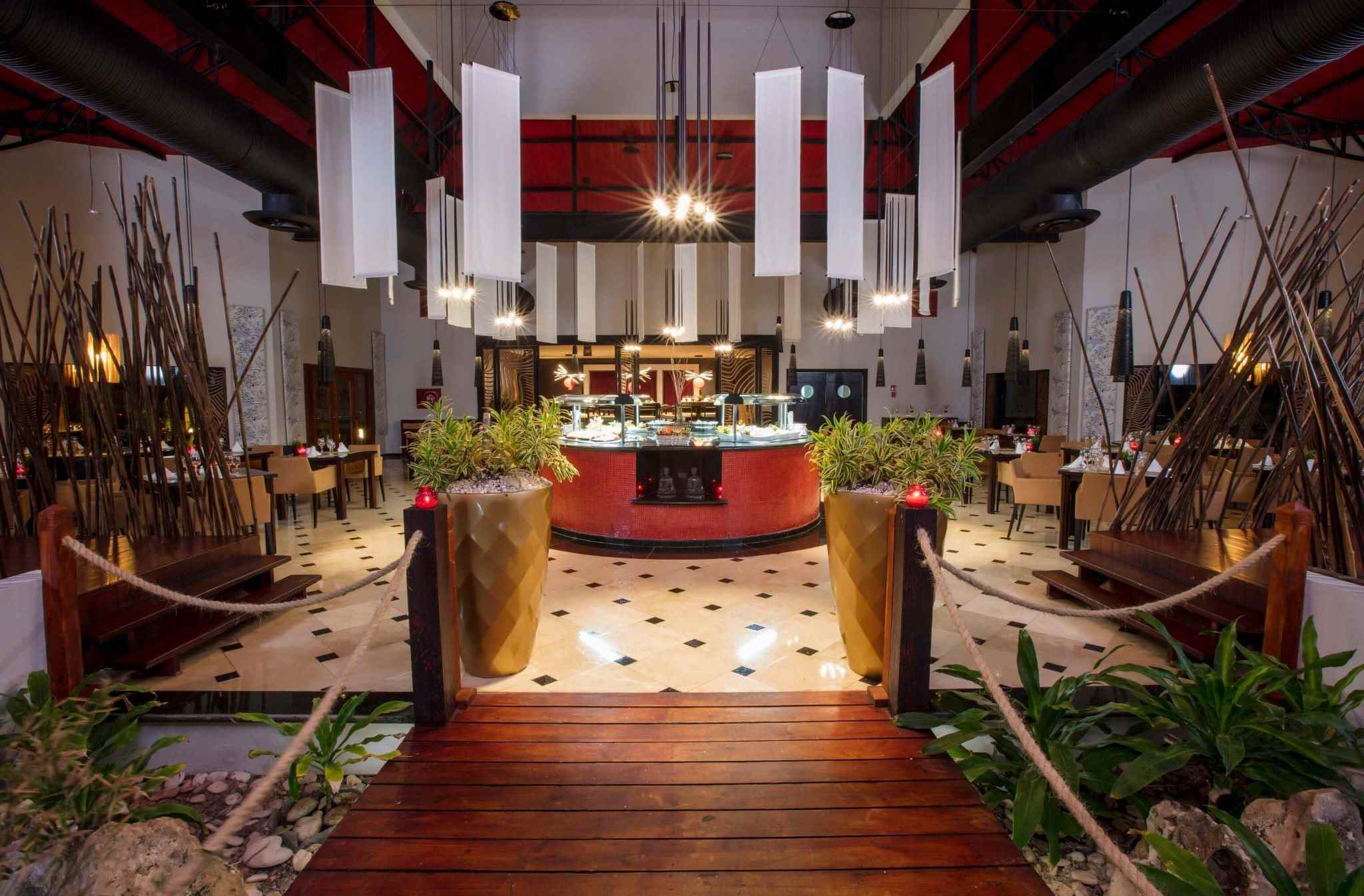 Grand-Palladium-Punta-Cana-Resort-Spa-bamboo