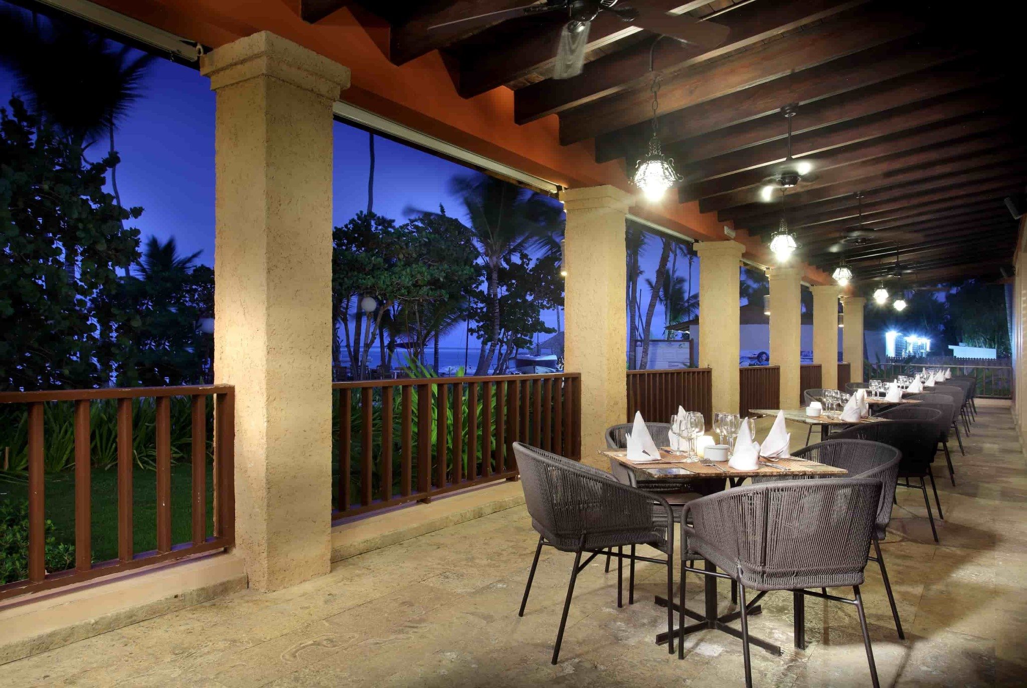 Grand-Palladium-Punta-Cana-El-Dorado5.jpg