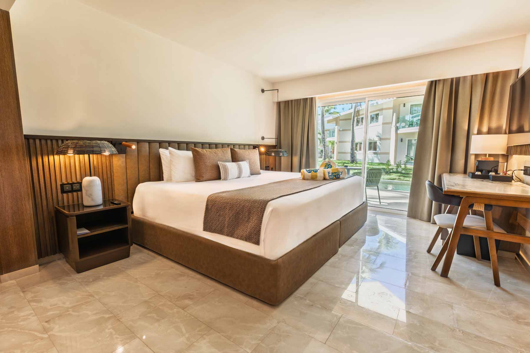 family selection superior junior suite private pool