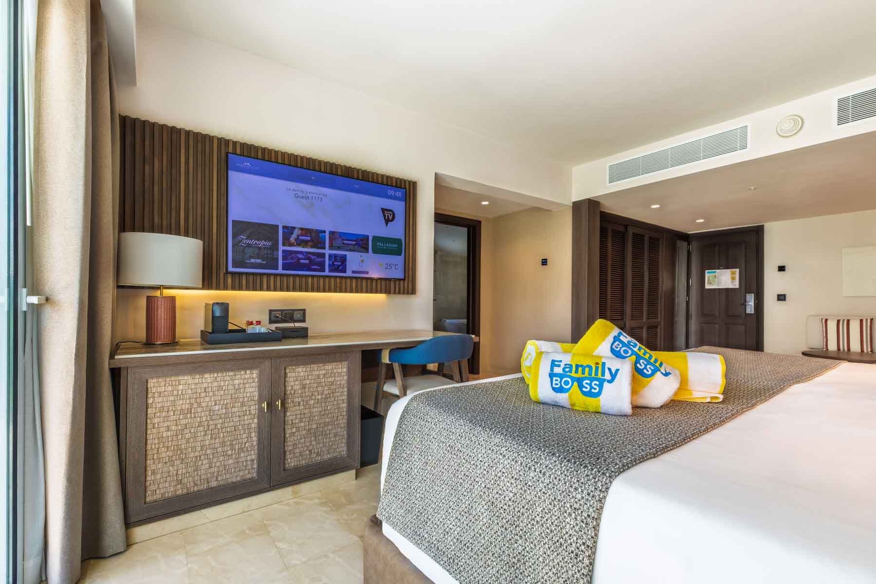 family selection superior junior suite private pool