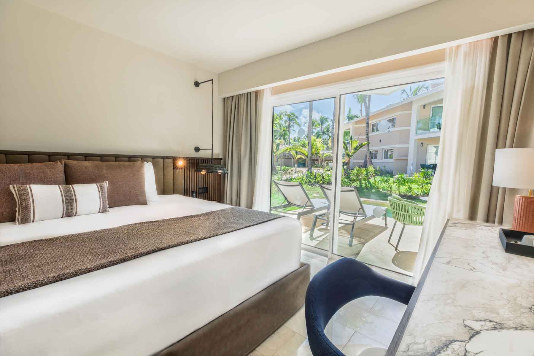 superior junior suite private pool