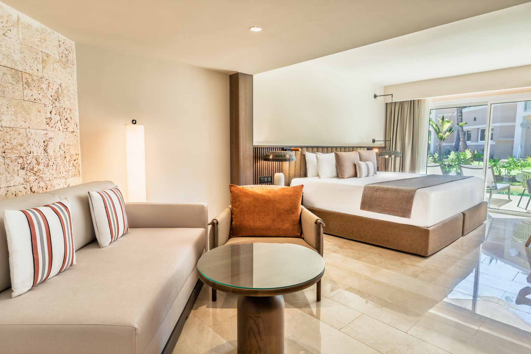 superior junior suite private pool