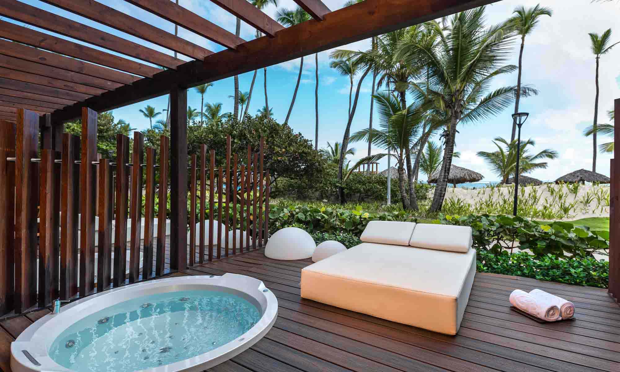 grand palladium palace resort junior suite ocean view