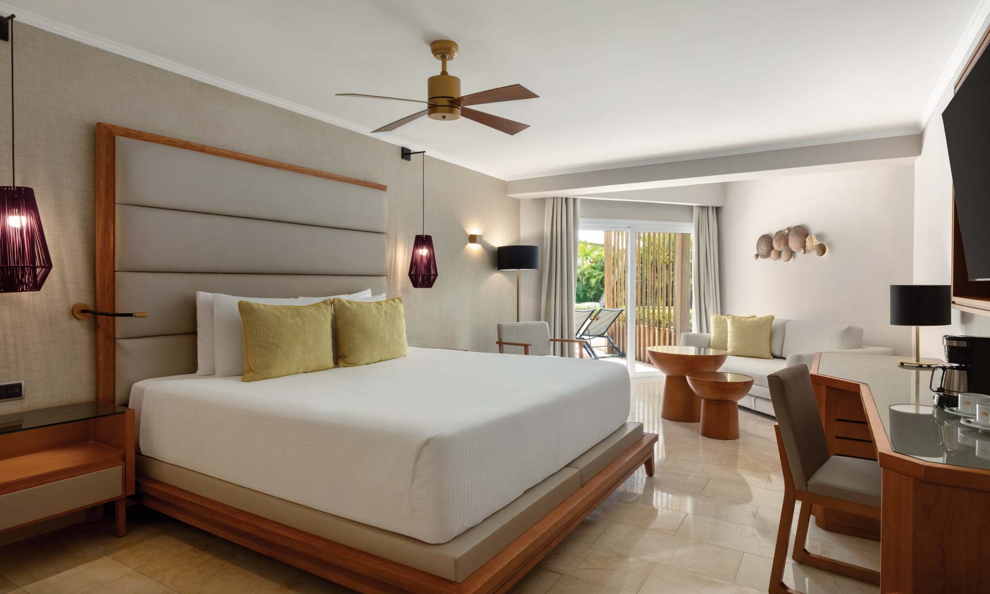 grand palladium palace resort junior suite swim up