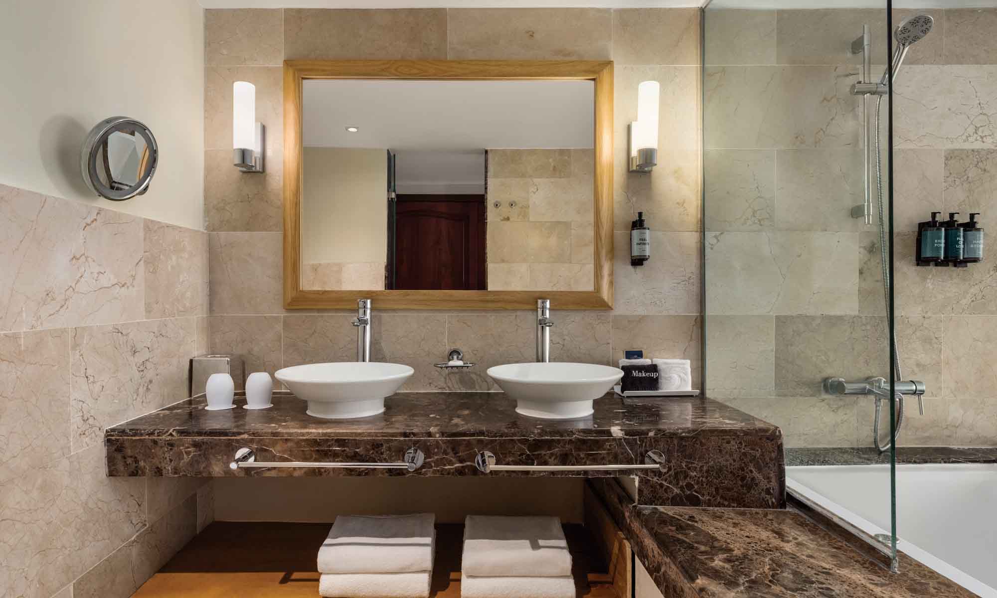 grand palladium palace resort loft suite