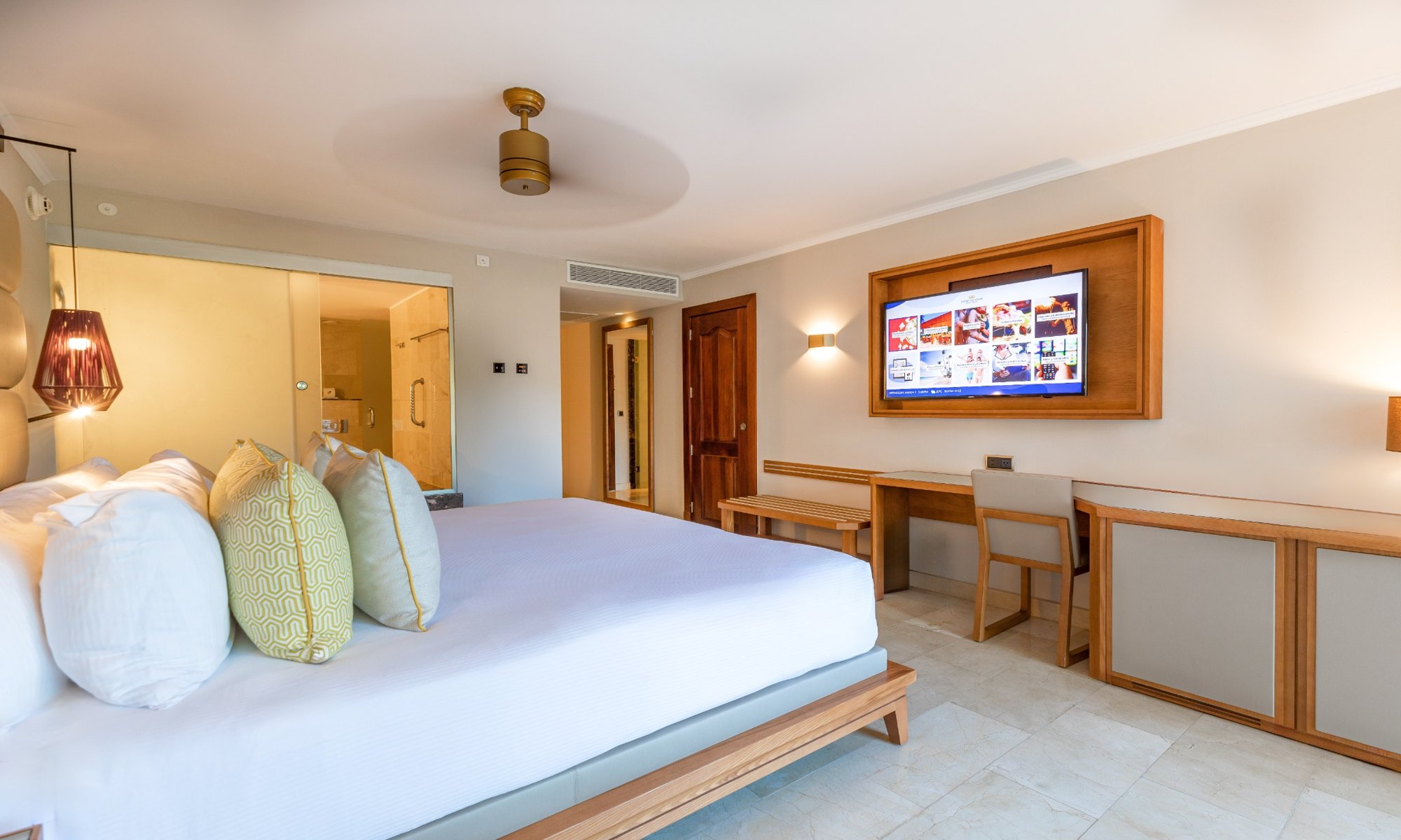 grand-palladium-punta-cana-resort-spa-connecting-suite.jpg