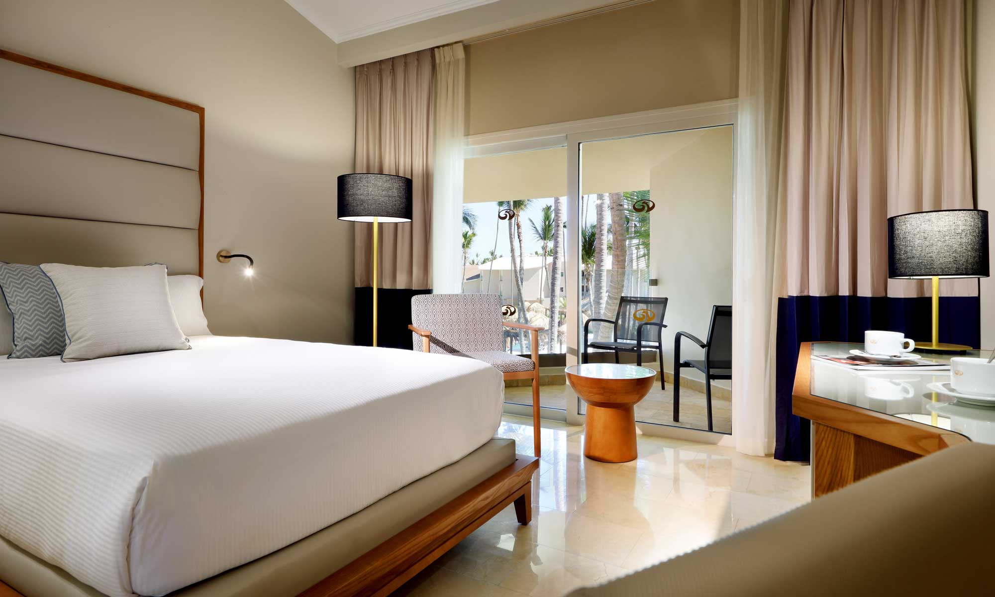 grand palladium punta deluxe poolside