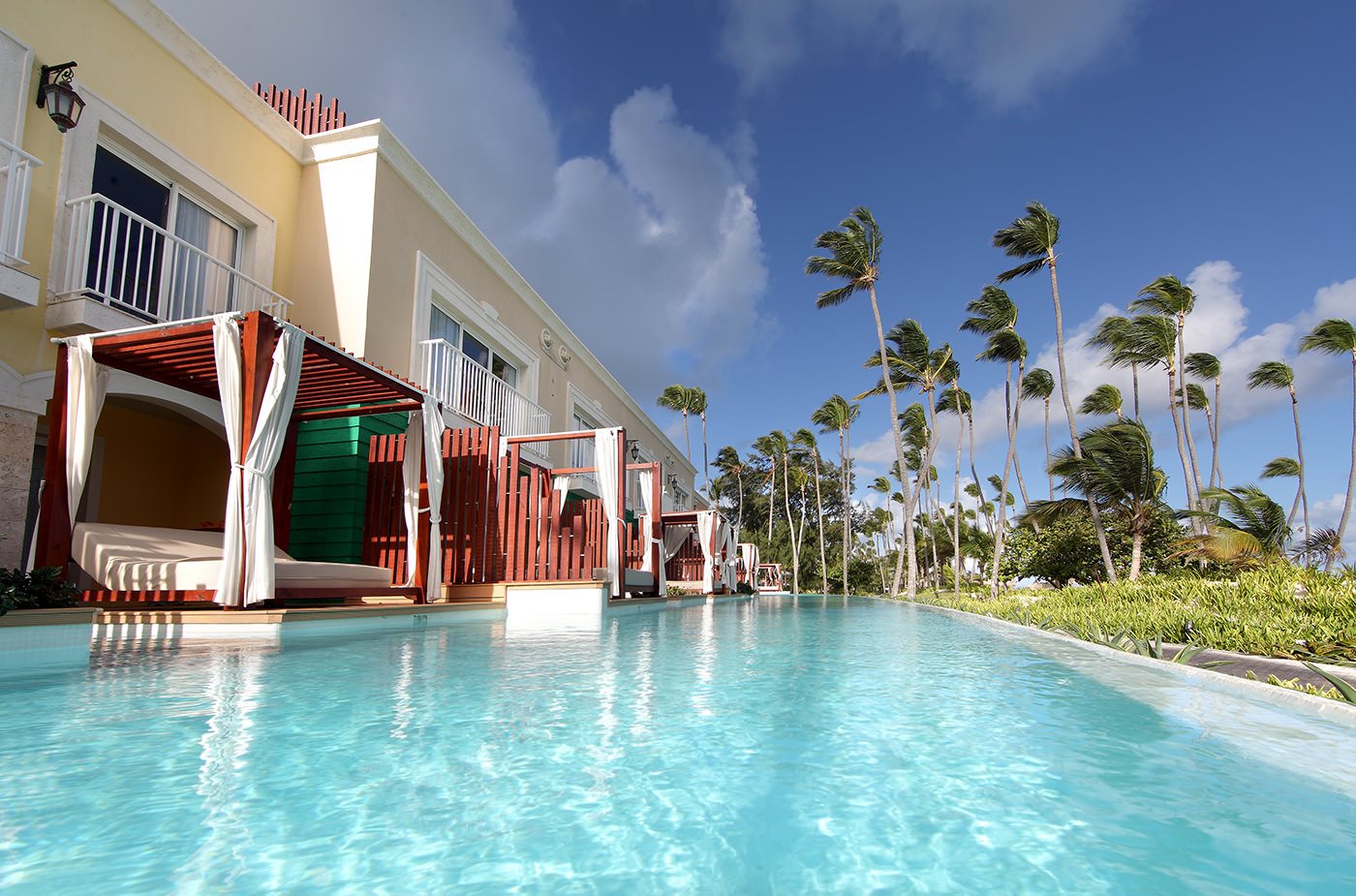 Grand Palladium Select Bavaro Junior Suite Swim Up