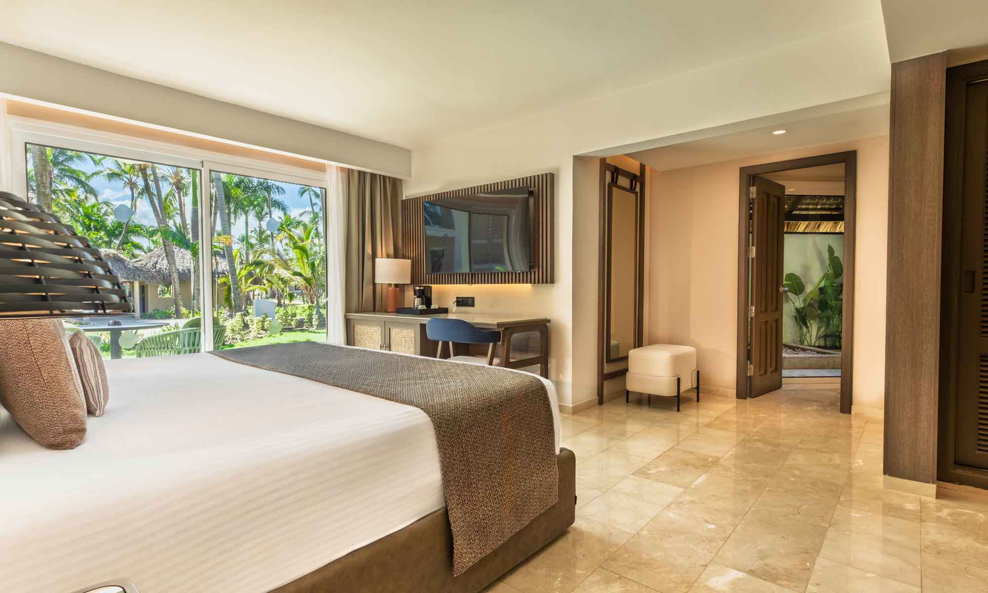 gps bavaro master suite private pool