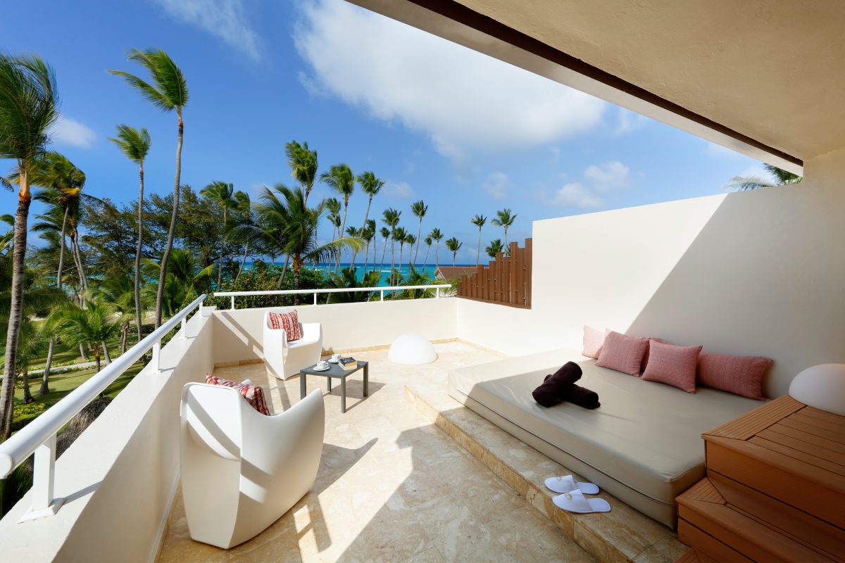 Grand Palladium Bavaro Suites Resort Spa Rooftop jacuzzi terrace junior suite