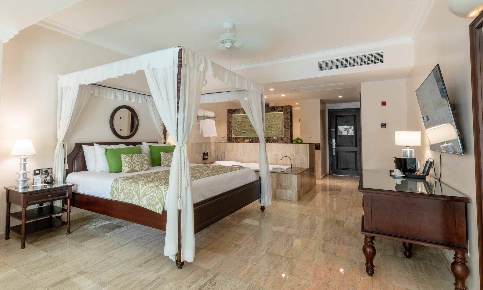 TRS Turquesa Hotel Junior Suite Garden / Pool View