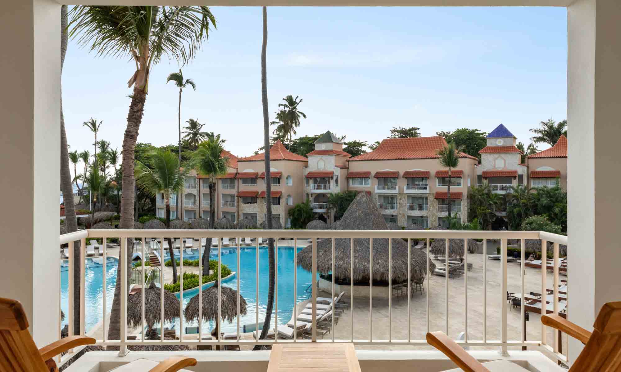 TRS Turquesa Hotel Junior Suite Poolside