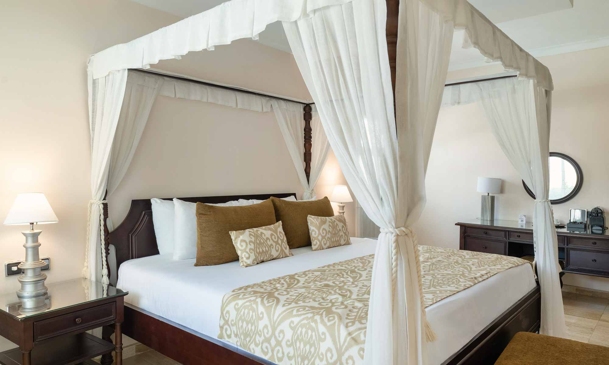 TRS Turquesa Hotel Romance Suite Swim Up