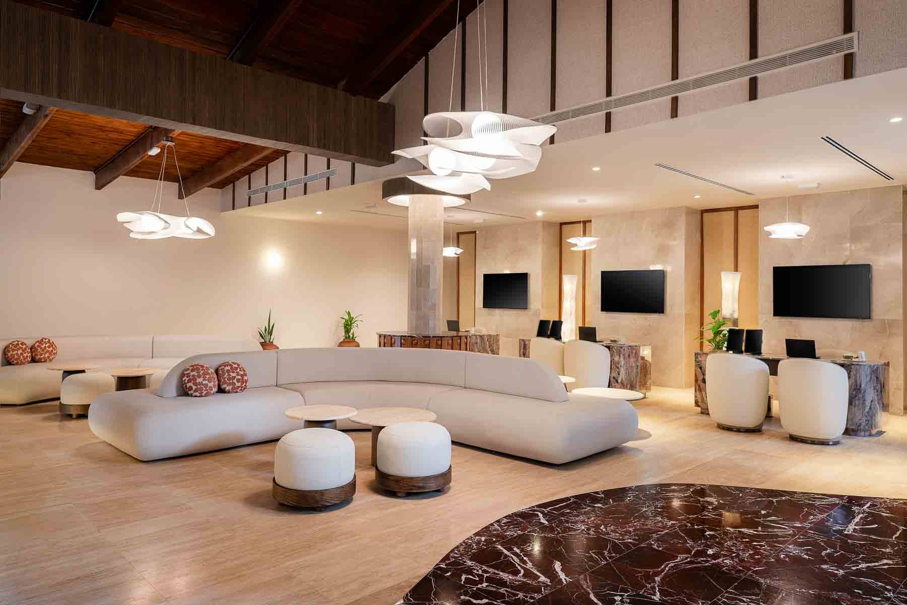family-selection-at-grand-palladium-select-bavaro