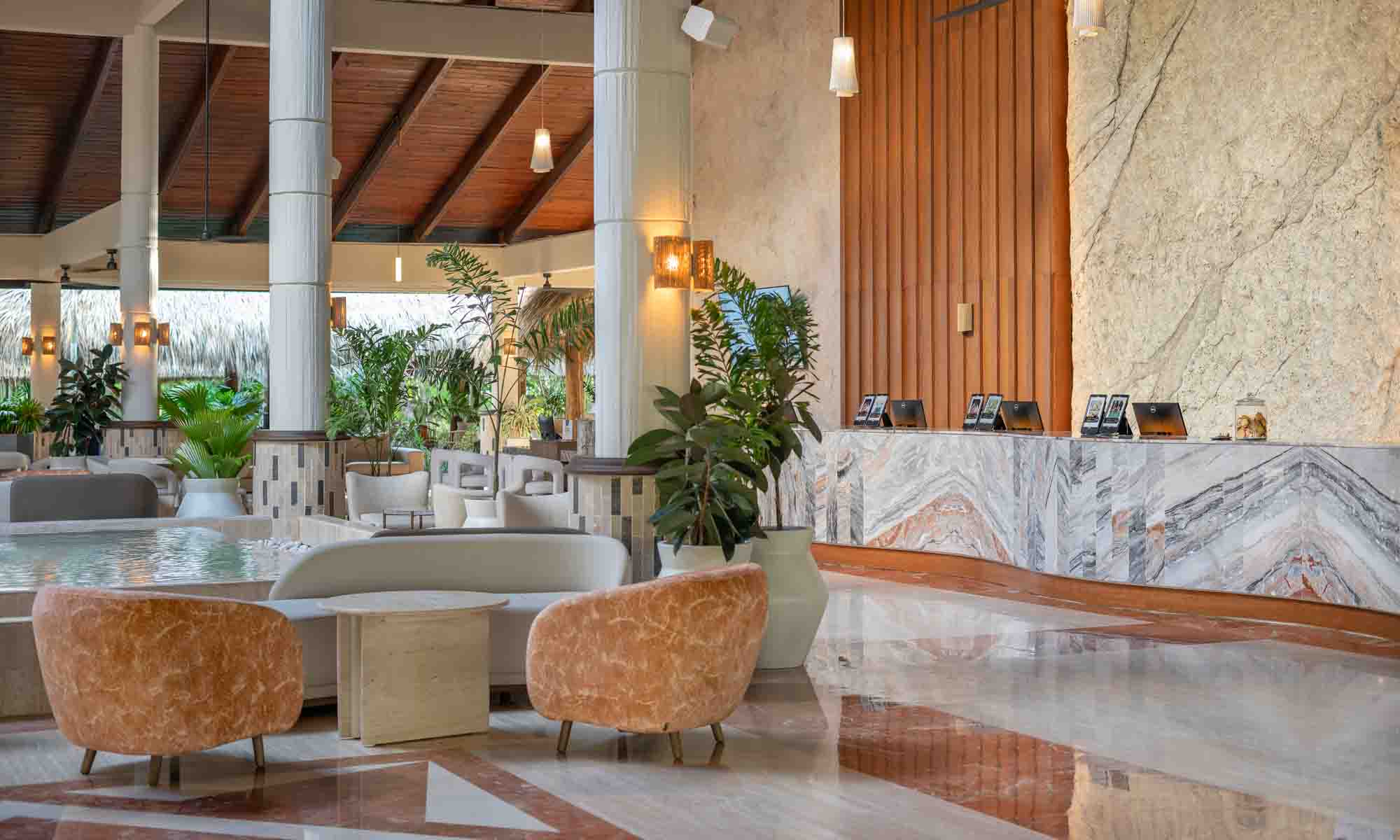 Grand Palladium Select Bávaro lobby