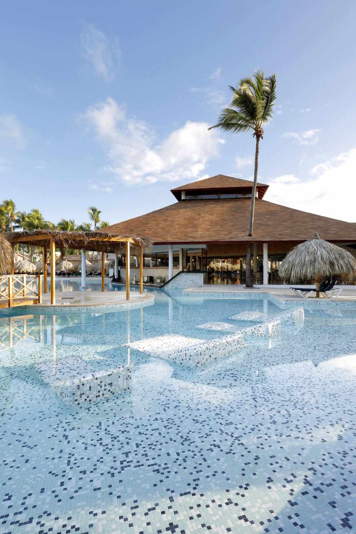 Grand-Palladium-Punta-Cana-Resort-Spa-piscina-samana