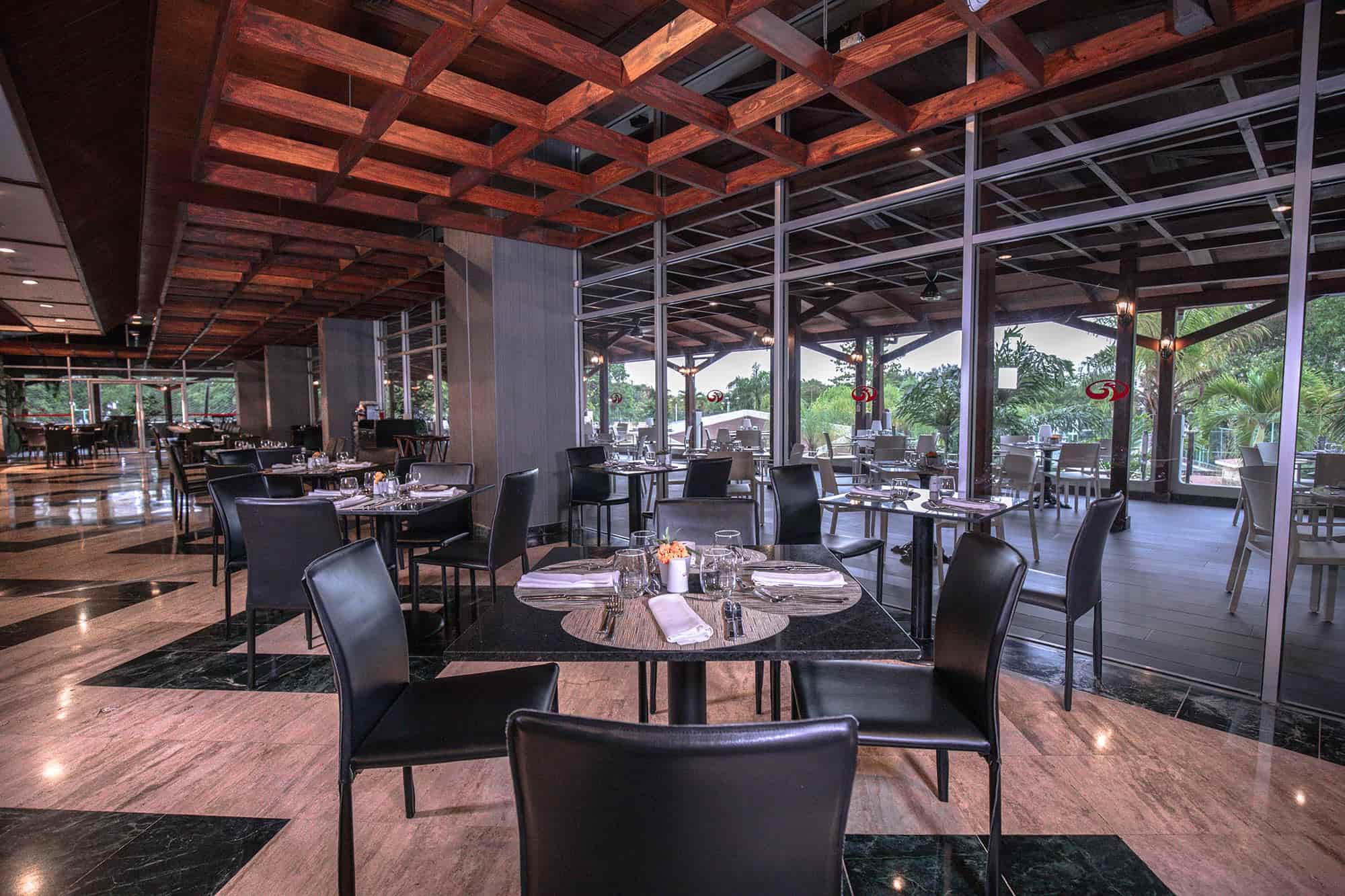 Dominican-Fiesta-Hotel-El-Mercado2