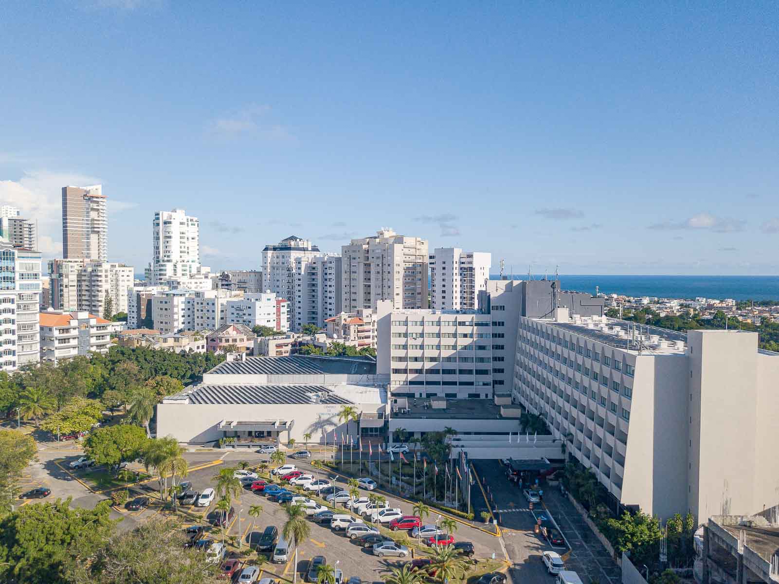 Dominican Fiesta Hotel fachada
