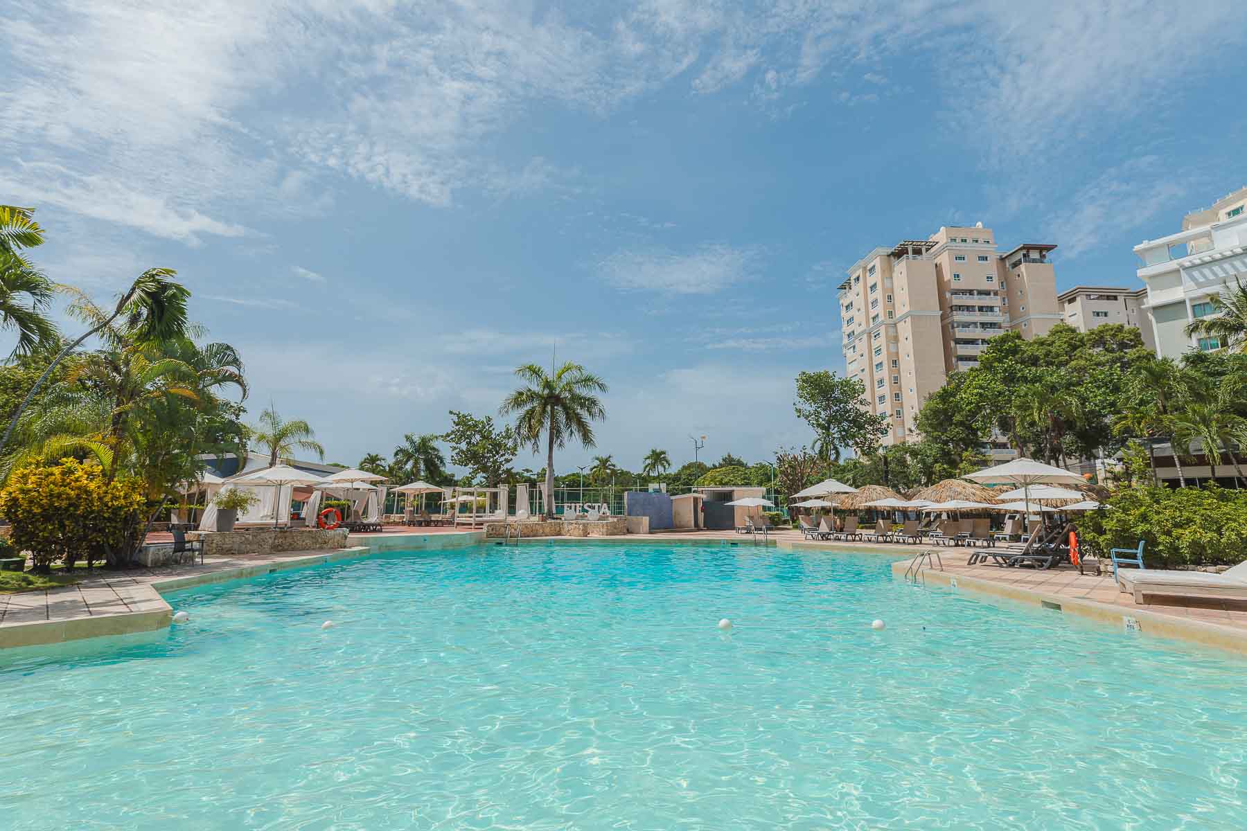 dominican-fiesta-hotel-piscina_03.jpg