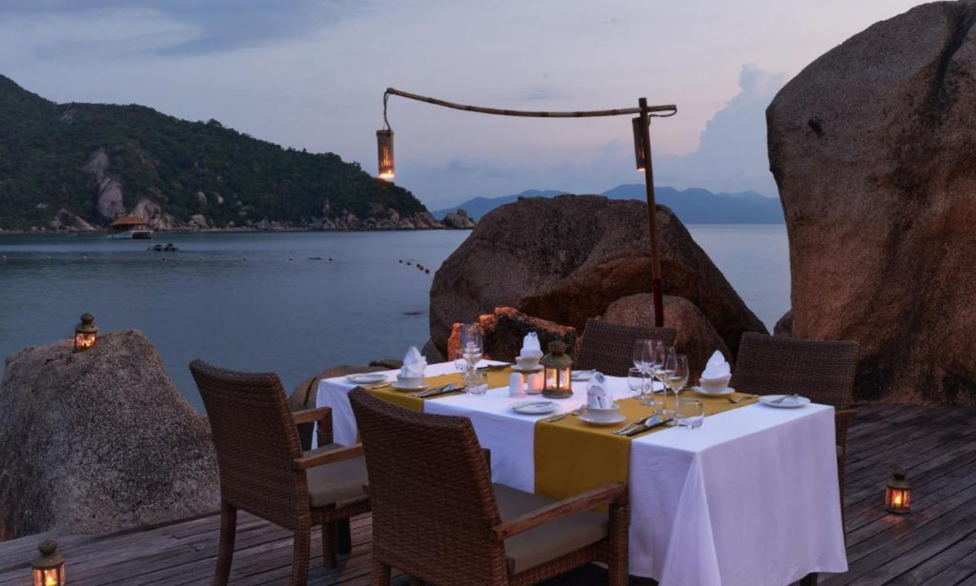 L’Alya Ninh Van Bay Beach Bar