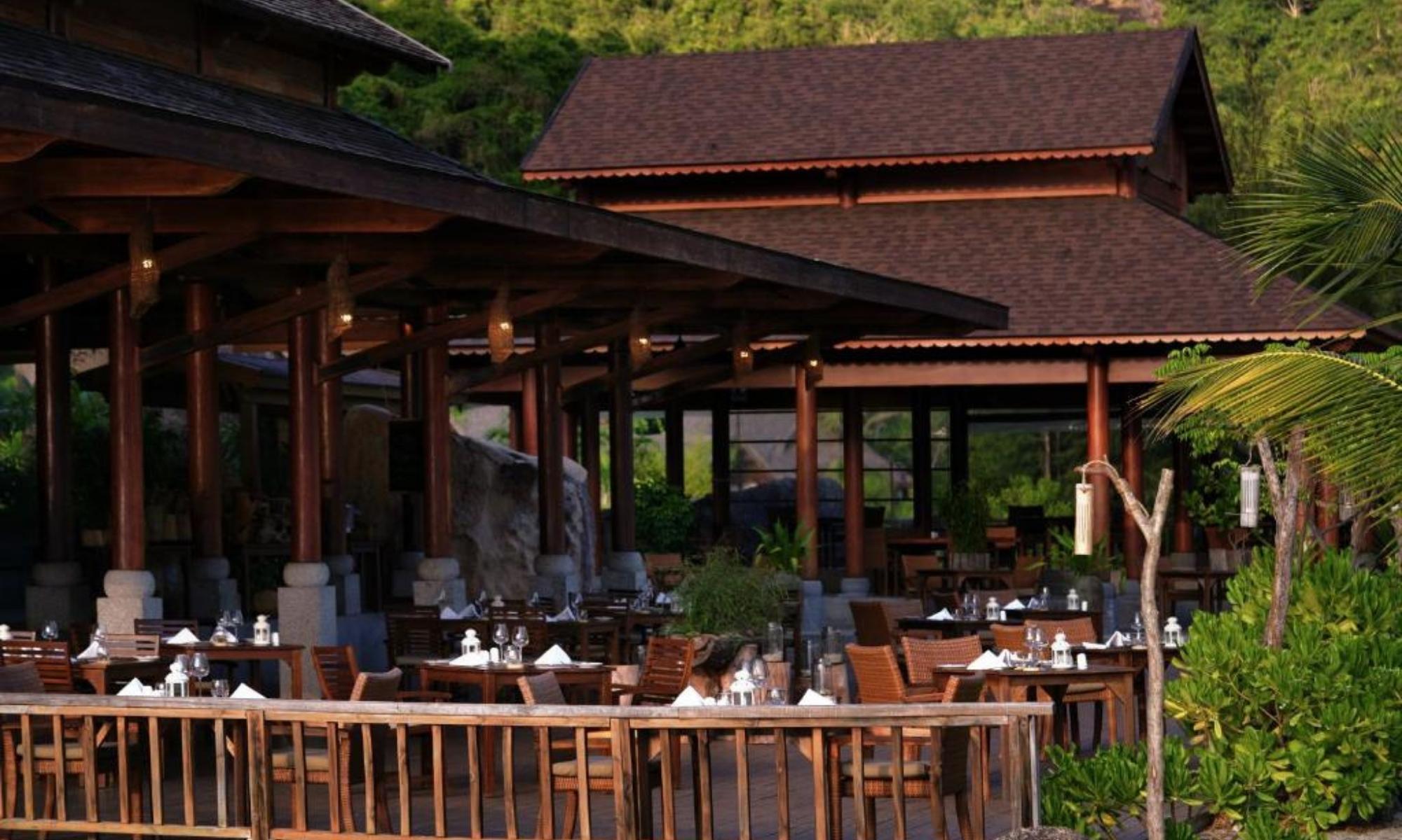 L’Alya Ninh Van Bay The Pillars Restaurant