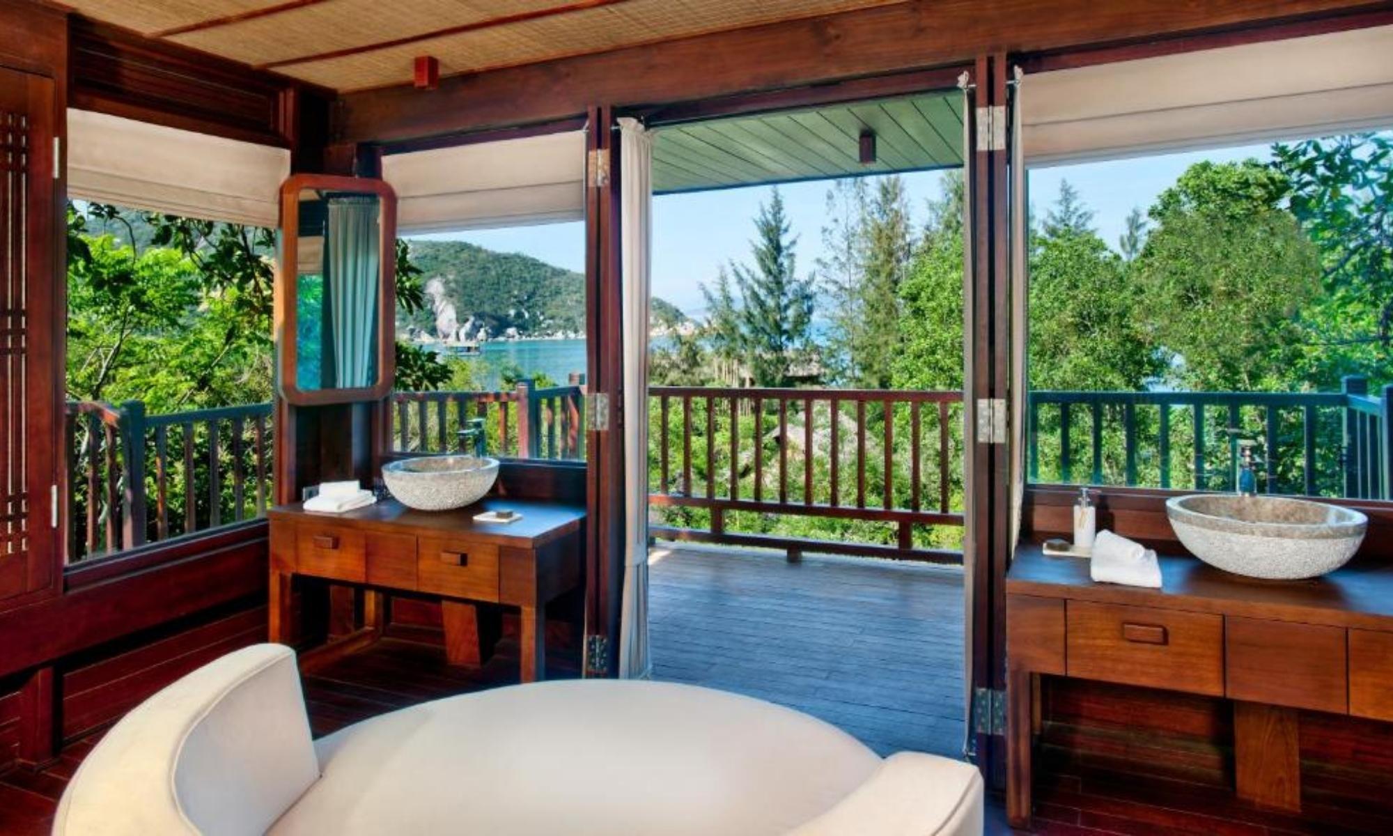 L’Alya Ninh Van Bay Hill Rock Pool Villa