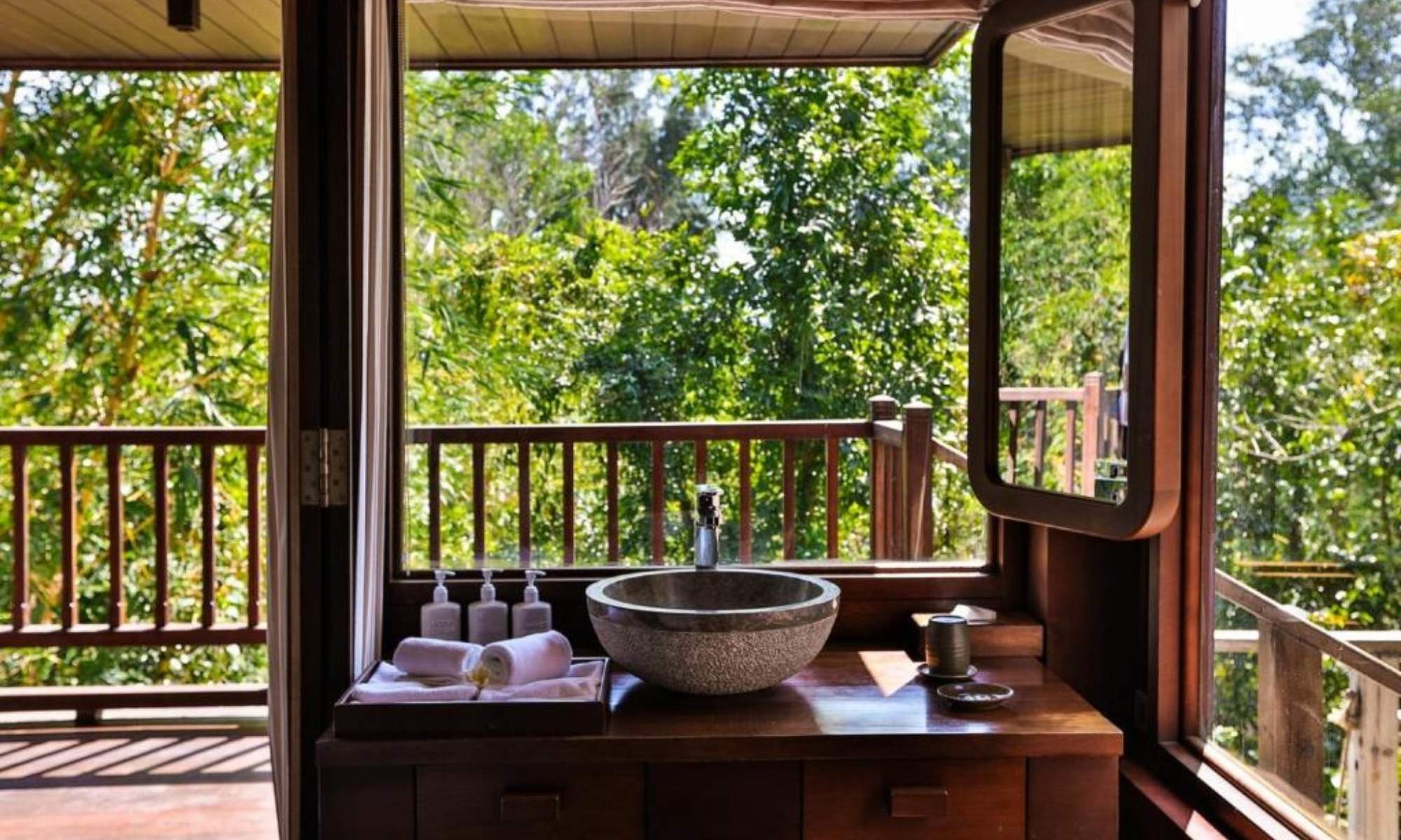 L’Alya Ninh Van Bay Hill Rock Pool Villa