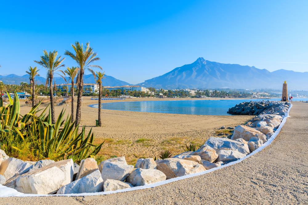puerto banús playa
