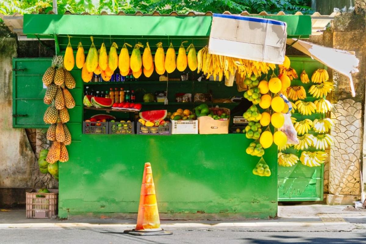 compras bazares praia