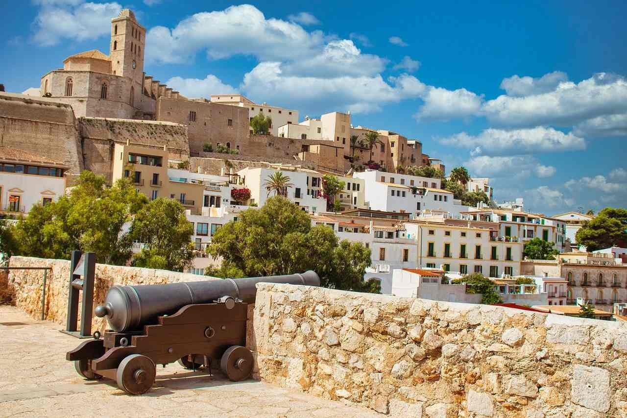Dalt Vila