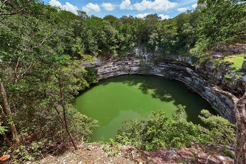 cenote chichen itza