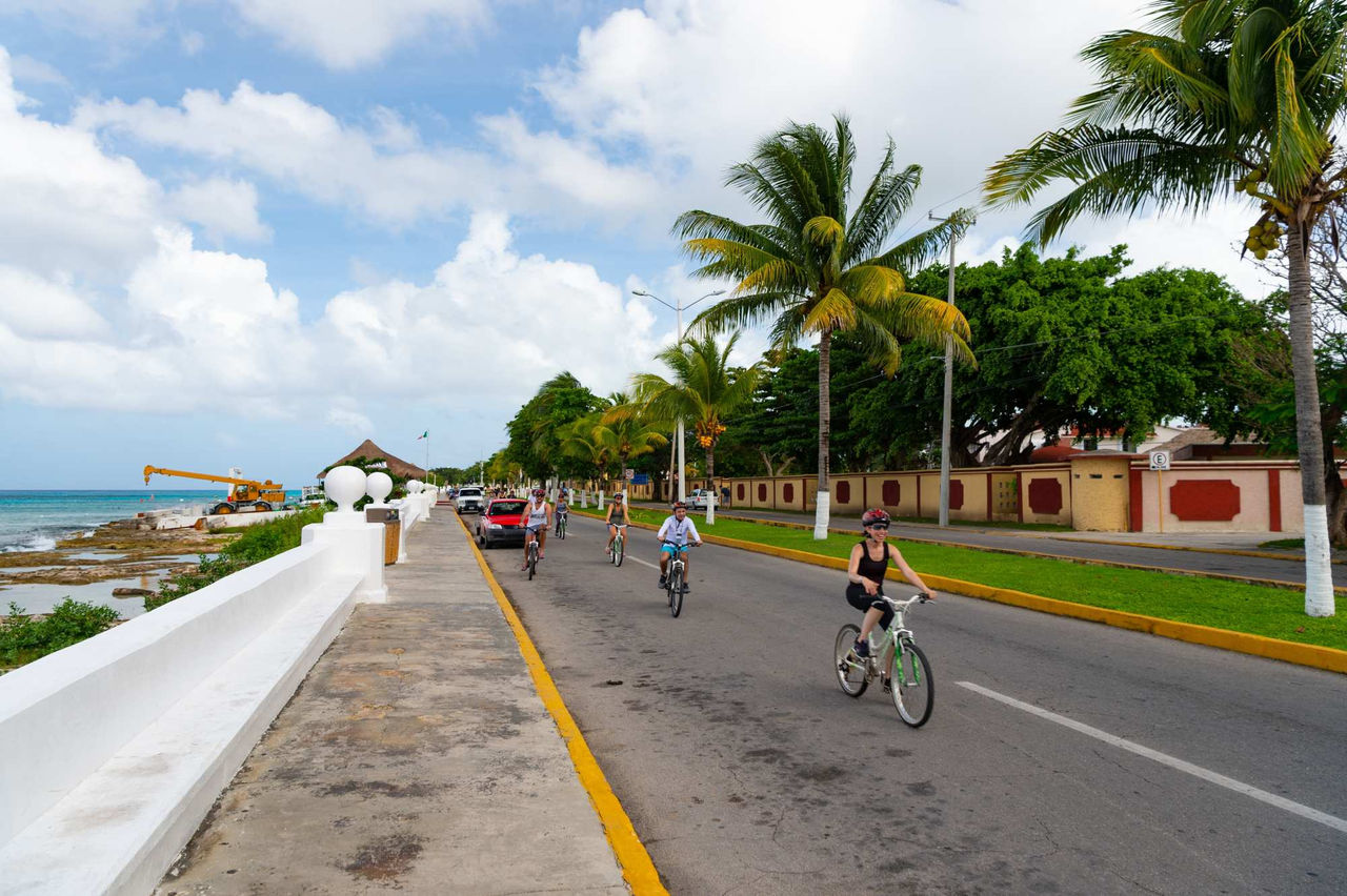 paseo-bicicleta-san-miguel-planes-en-cozumel